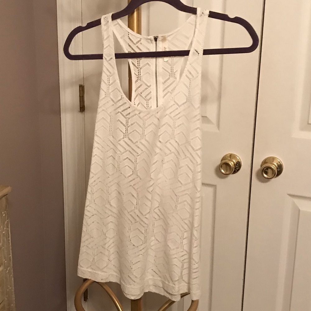 Sheer patterned tank with zipper detail